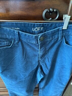 LOFT Straight-Leg Jeans in Navy